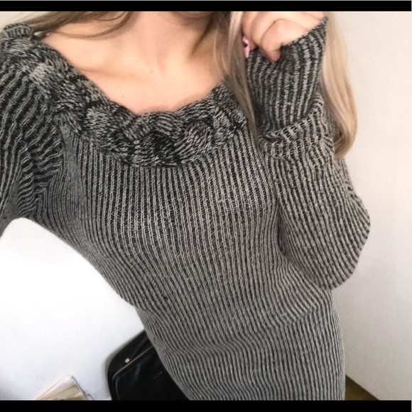 Dress - Picture 1 of 3